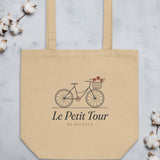Le Petit Tour Tote, lifestyle photo