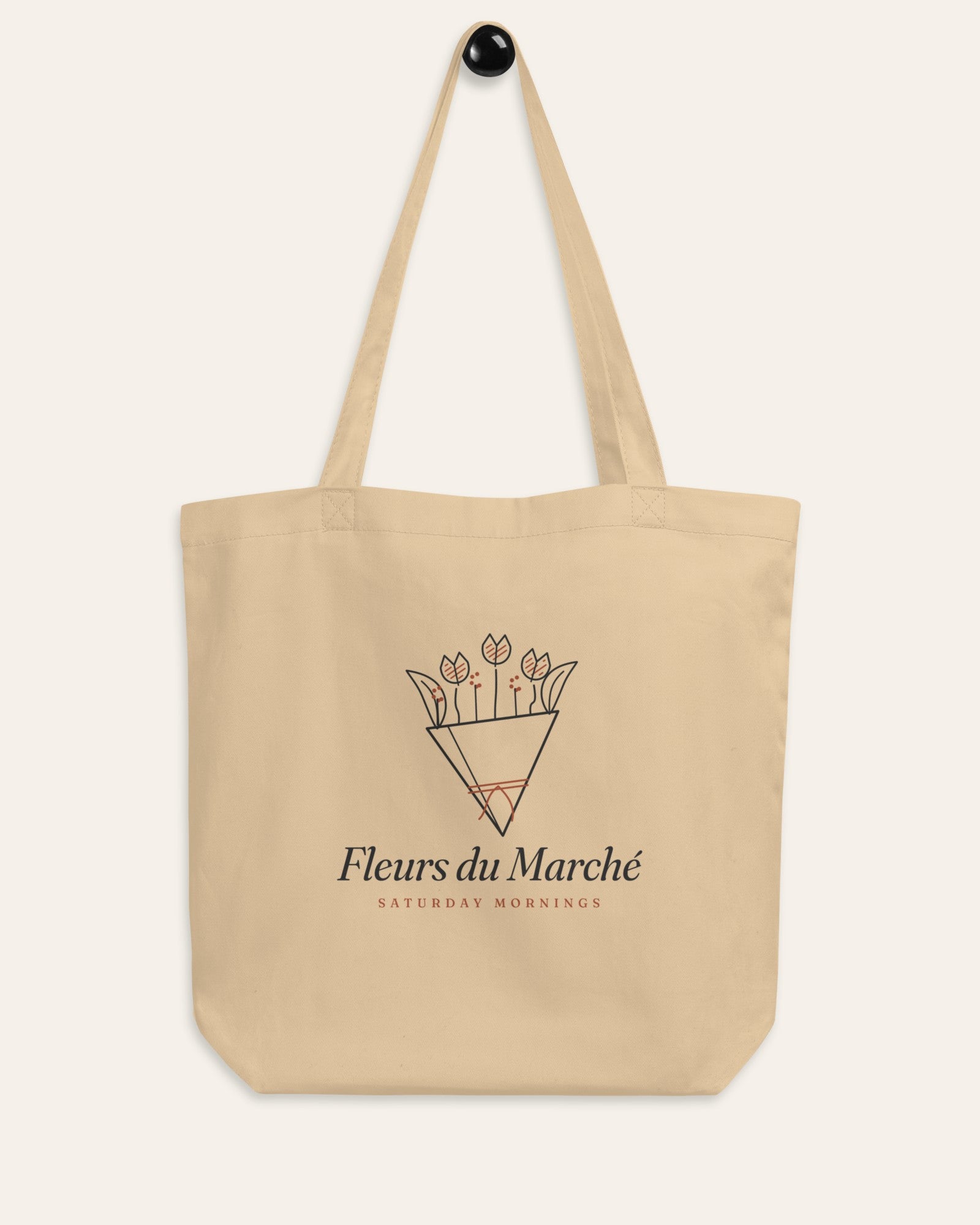 The Fleurs du Marché Tote, lifestyle photo