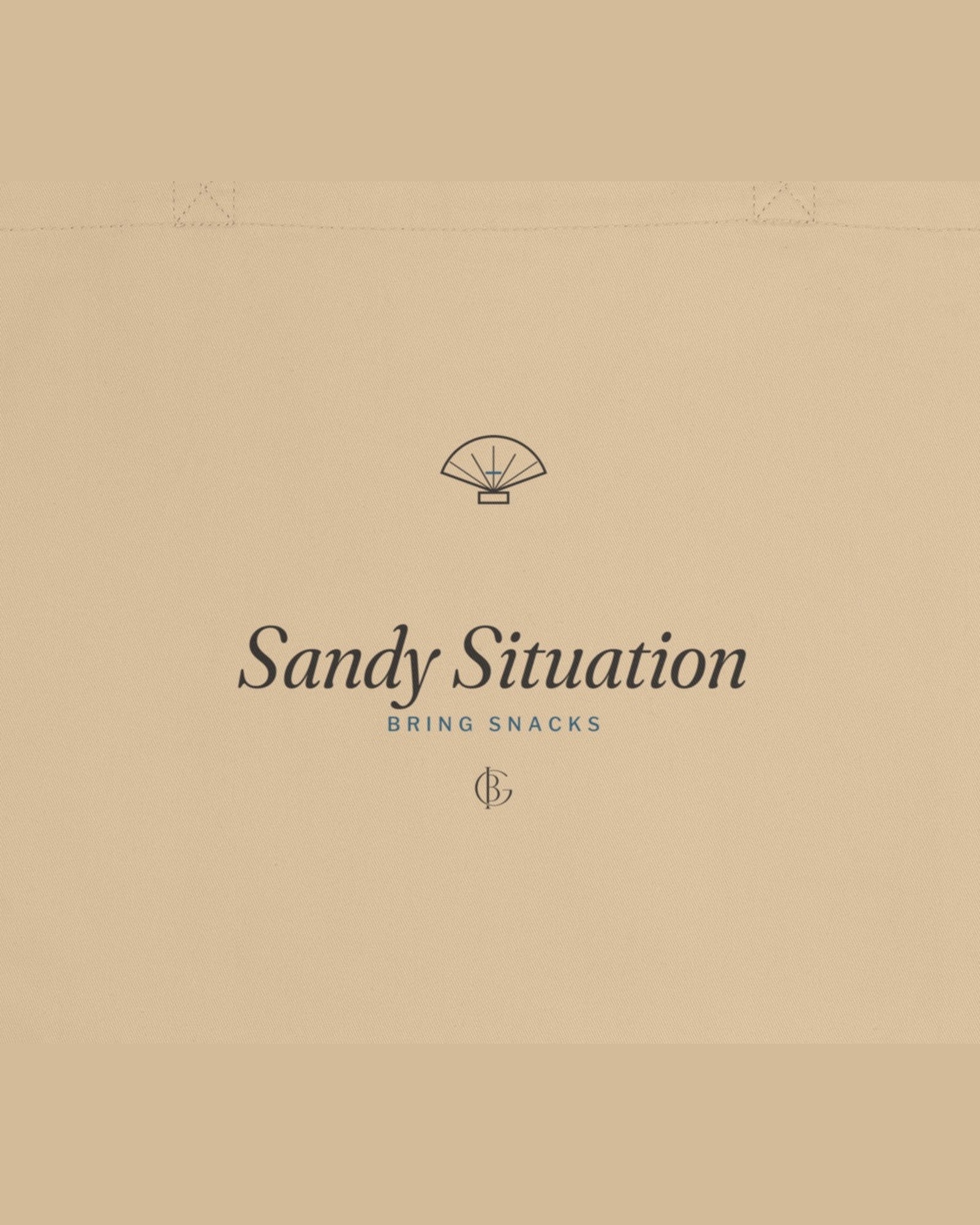 The Sandy Situation Tote in Oyster, close-up of the design